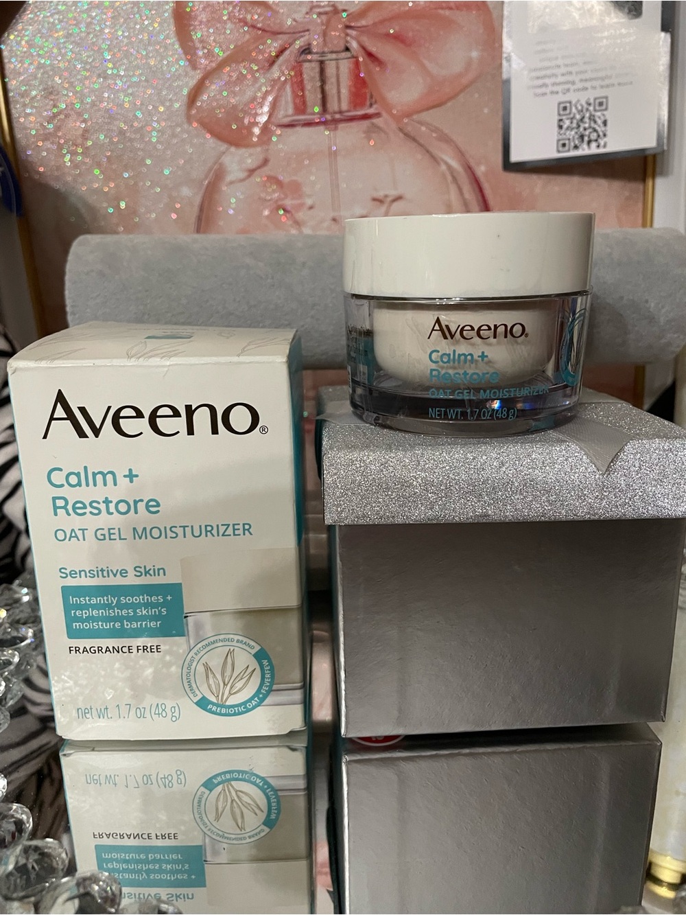 Aveeno calm and restore ( 2 jars) oat gel moisturizer 1.7 oz new